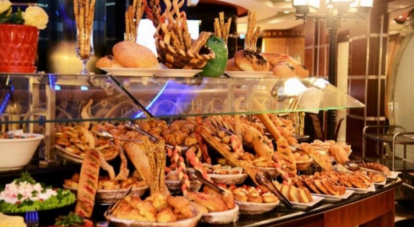 Leader Al Muna Kareem Hotel image 7